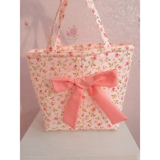 

TAS SOUVENIR PENGAJIAN (24x30x10) Peach