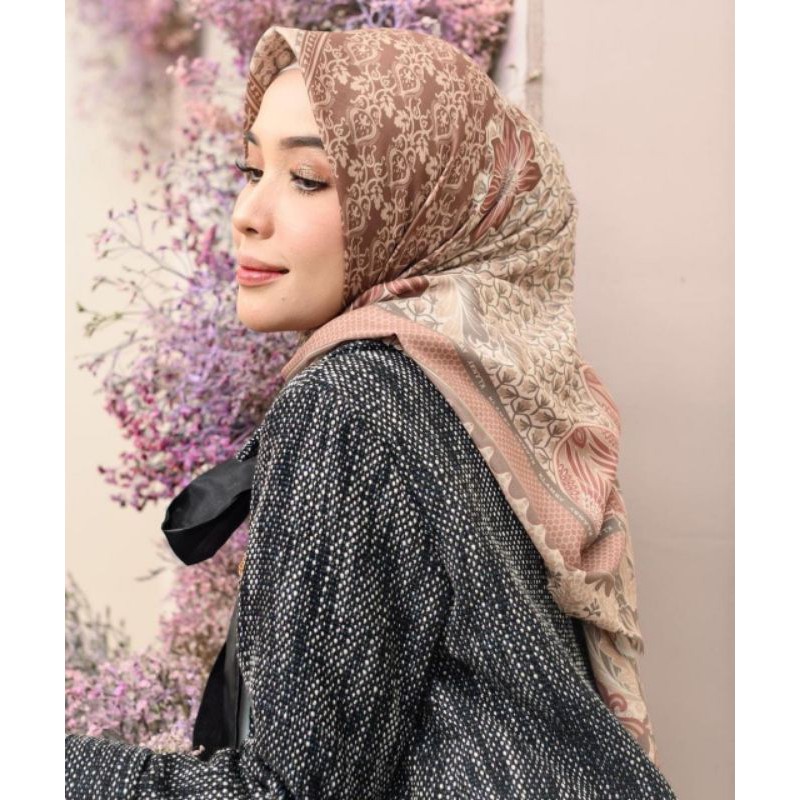 Julang Scarf Nirmala Bunaken Rafflesia Raflesia Dress by Wearing Klamby WK