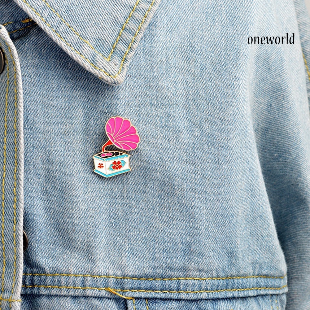 OW@ Retro Phonograph Brooch Pin Enamel Badge for Clothes Backpack Music Lover Gift