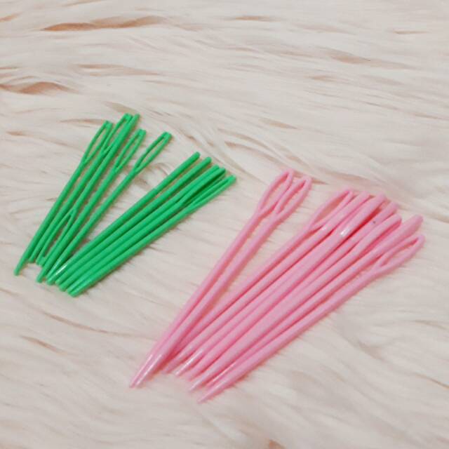 Sewing Plastic Needles / Tapestry Needles