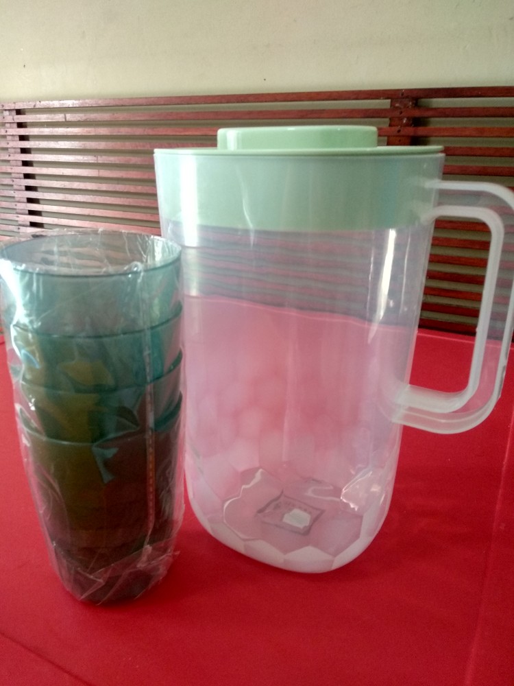 Teko Air Panas Dan Dingin / Teko Plastik Set Dengan Gelas - Mt3502