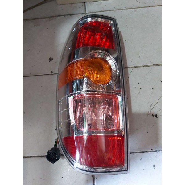 stoplamp mazda bt50 bt 50 kiri original