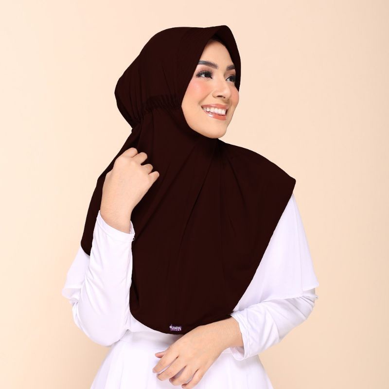 Kerudung Bergo Instan Elzatta Hitam Putih Zaria Sahara Hijab Serut Belakang Jilbab Instant Polos-Coklat tua