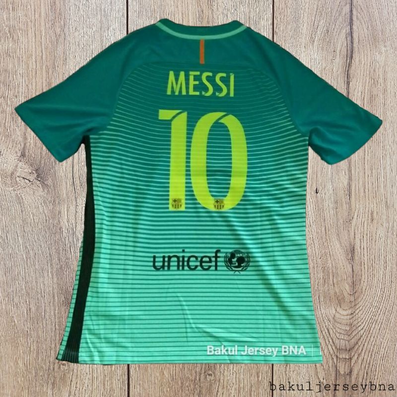 JERSEY BOLA Retro KLUB Messi Barcelona 3rd 2016/2017