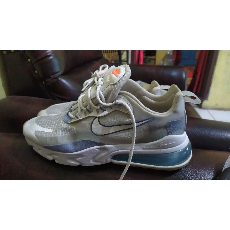 270 react size 42 Original