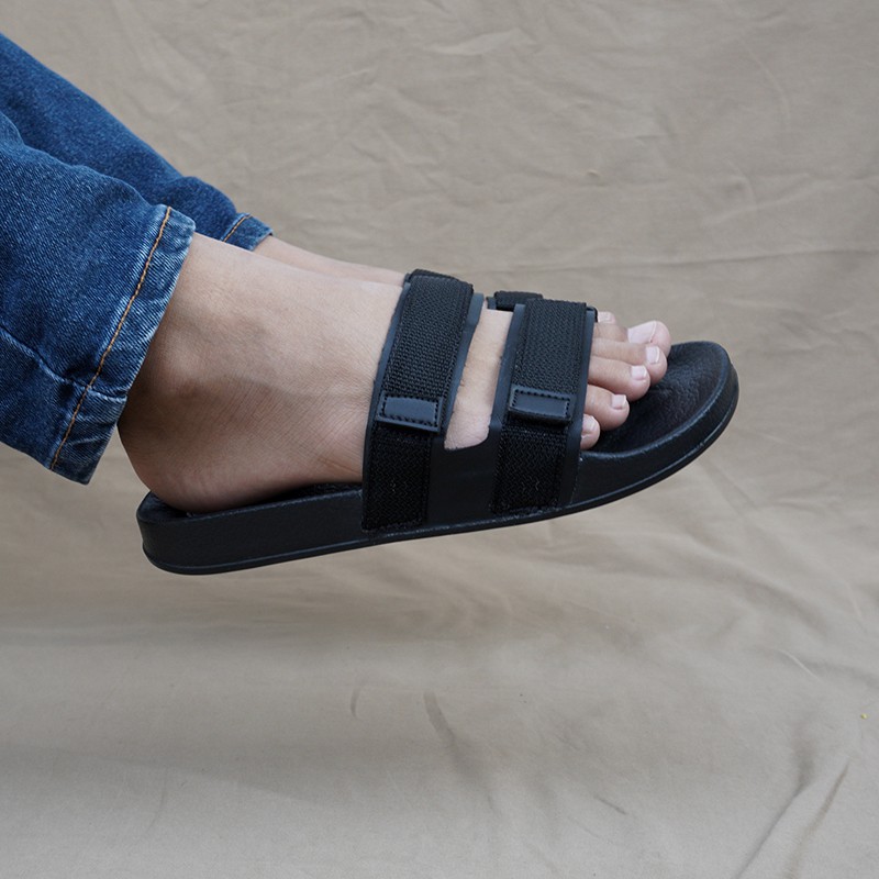 Sandal Slide Pria Sandal Walkers Weber Hitam sandal slop sendal slipon Sendal Casual Kekinian Keren