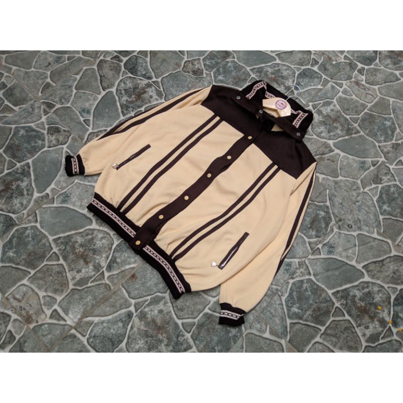 Tracktop Second / Jaket Second / Second Brand Original