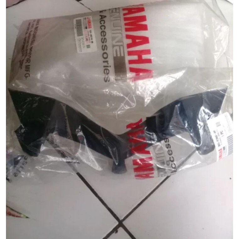 DAGU KUMIS DEPAN AEROX 155 ORIGINAL YGP