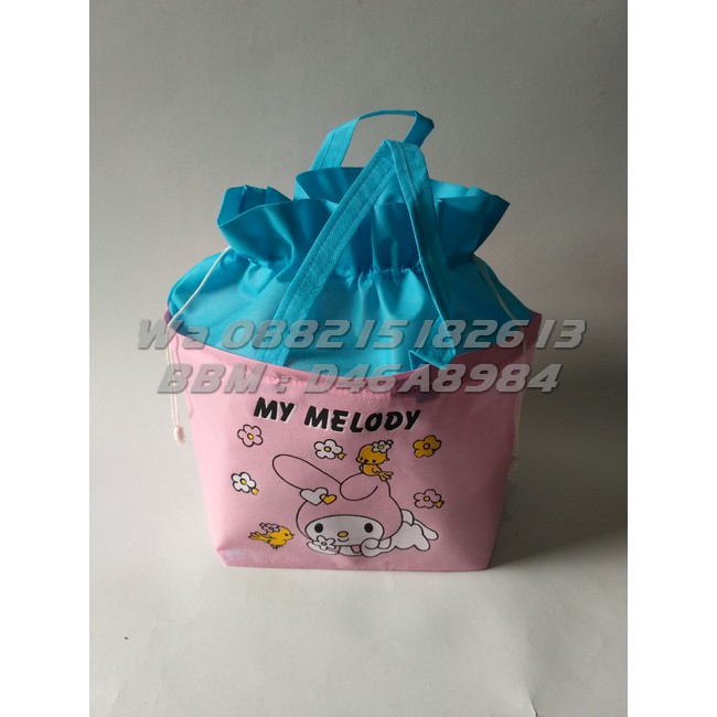 

Tas Ulang Tahun Anak Kartun MELODY | Tas Serut Box Nasi Ukuran 20x20cm