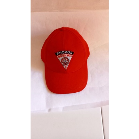 topi berlogo propos pemuda Batak bersatu