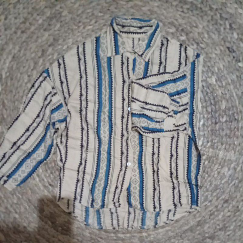 Blouse wanita motif garis/batik katun rayon lengan 3/4 (Preloved)