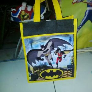 

Tas Ultah Kantong