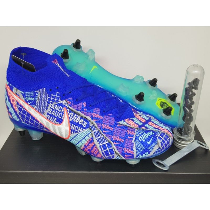 sepatu bola nike mercurial superfly