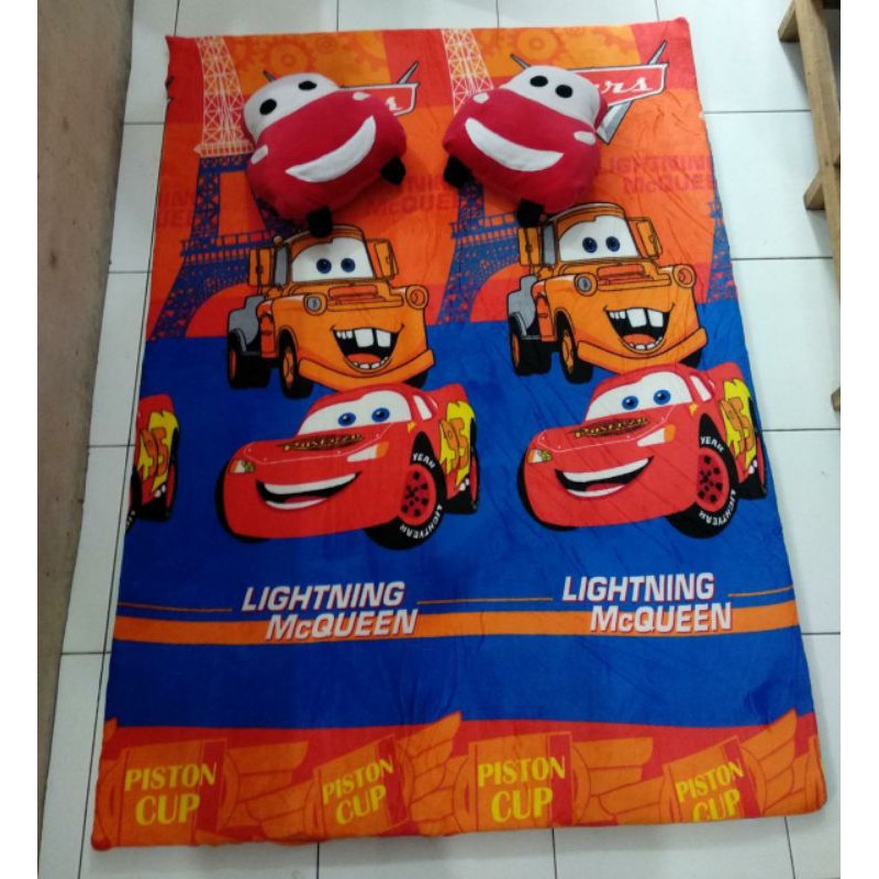 Karpet Karakter 125*190 cm Set Bantal