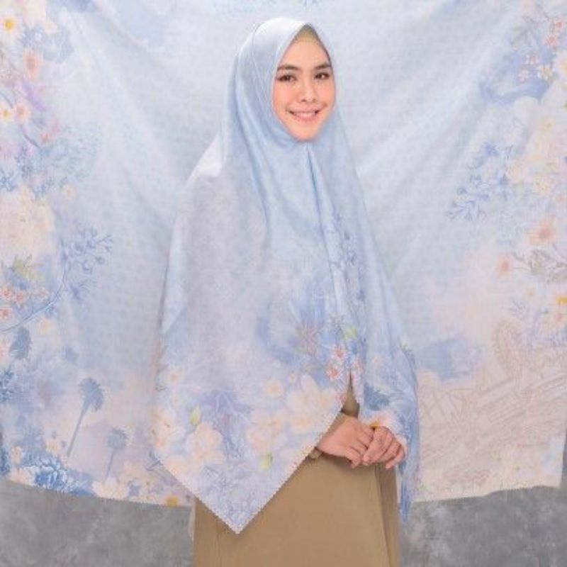 Hijab premium merajut kisah Monica Pier by Oki Setiana Dewi