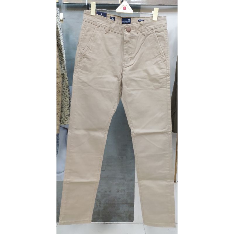 BENHILL / CELANA PRIA DEWASA