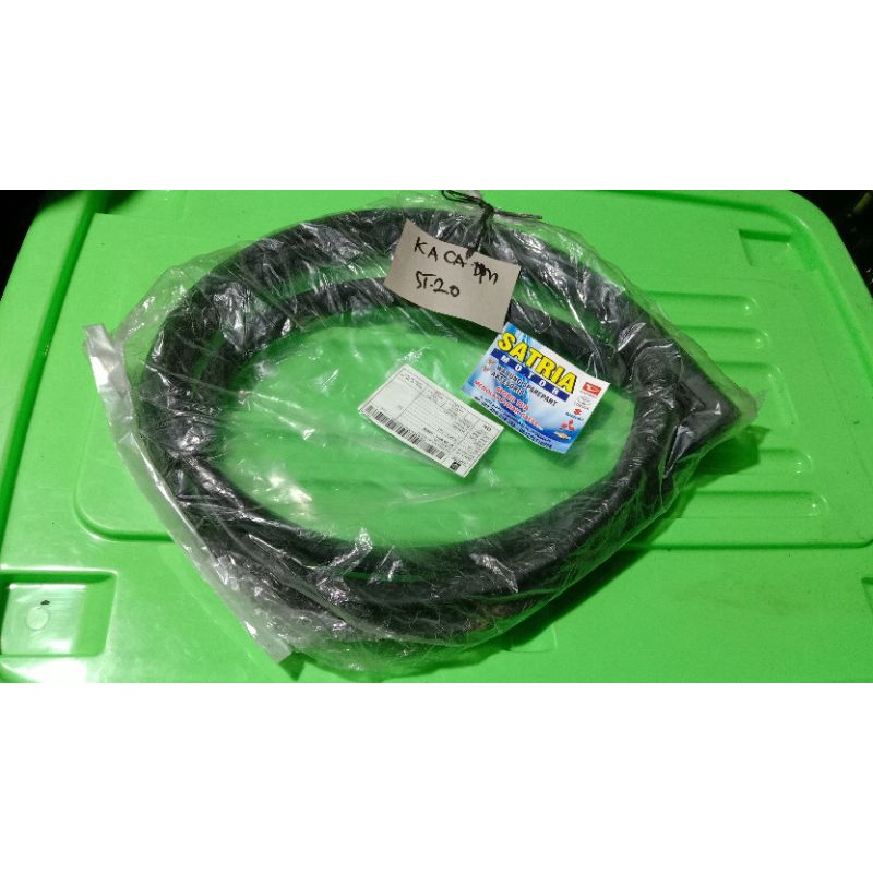 karet kaca depan Suzuki st20 truntung ori