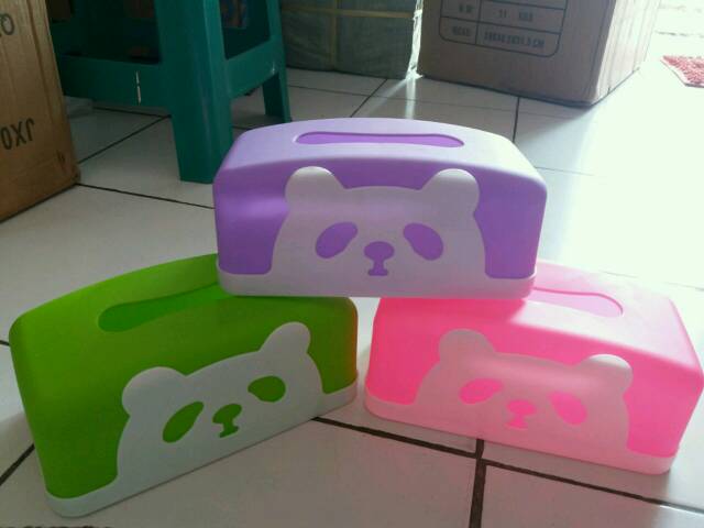 Kotak tisu panda