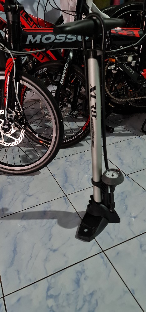 Xlr8 Taiwan 160 Psi Pompa Lantai Sepeda High Pressure Tekanan Tinggi Floor Pump
