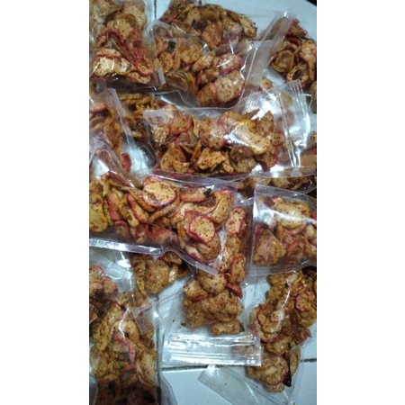 

cemilan viral krupuk seblak pedes bumbu kacang mantul