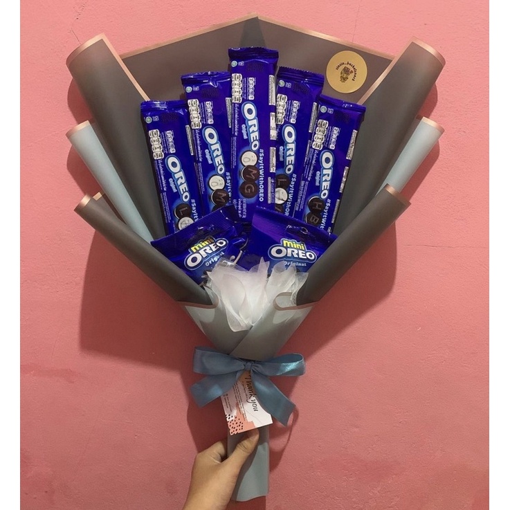 

Bucket Snack Oreo (Bucket Snack One Brand) Wisuda Hadiah Wisuda / Hadiah Graduation / Gift Graduation / Buoquet Graduation / Hadiah Ulang Tahun / Hadiah Ultah Gift Birthday Sinsin_Bucketsnack