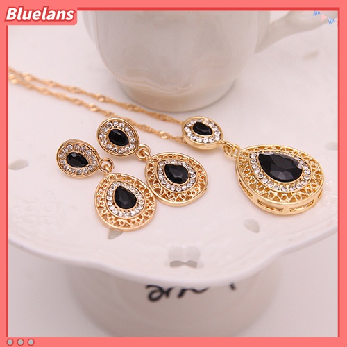 Set Perhiasan Kalung Anting Stud Liontin Waterdrop Aksen Berlian Imitasi Untuk Wanita