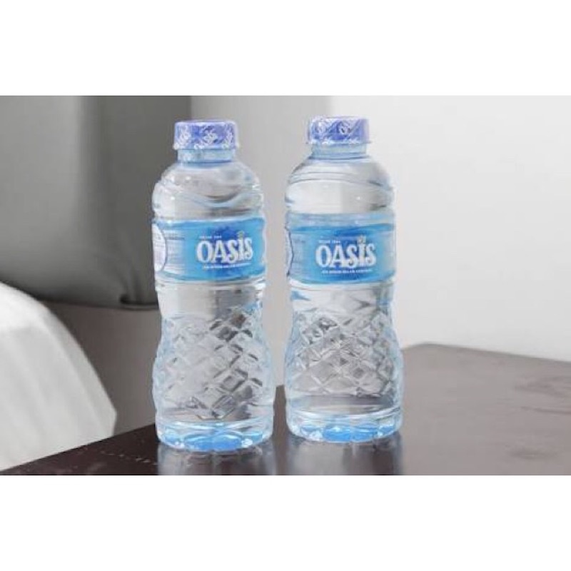 

OASIS Air Mineral Kemasan Gelas Ekonomis 330 ml [1 Dus x 24 Pcs]