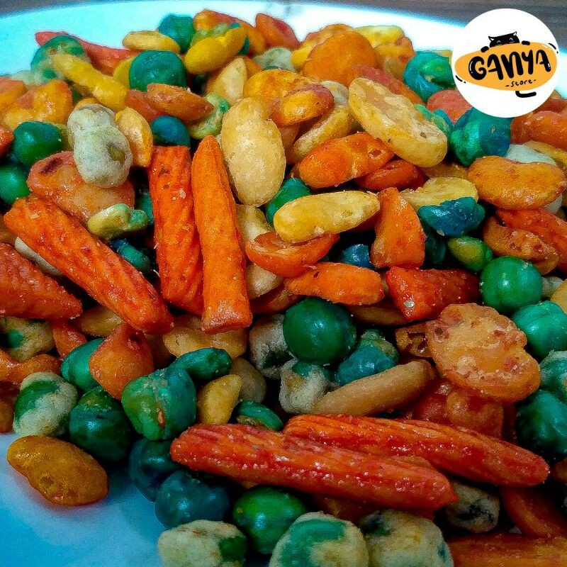 

Kacang Mix kres² isi ±175gr