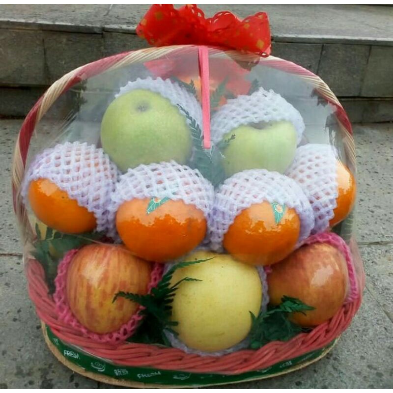 

PROMO TERLARIS Free ongkir (grab instant dan pengiriman 1 hari) khusus area solo parcel buah hampers buah parsel buah