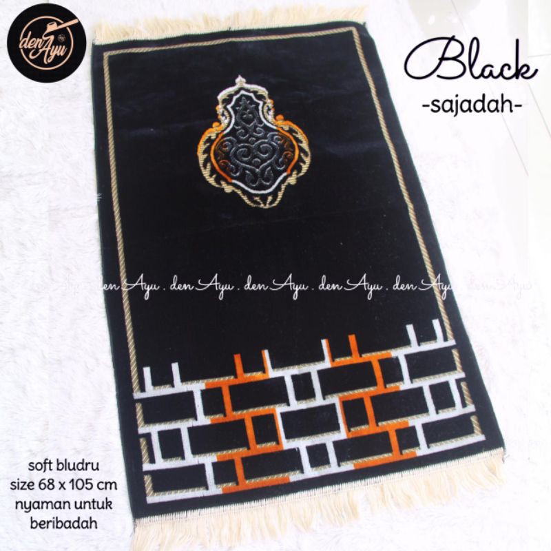 Black Sajadah By DenAyu , Soft Bludru , Size 68x105cm