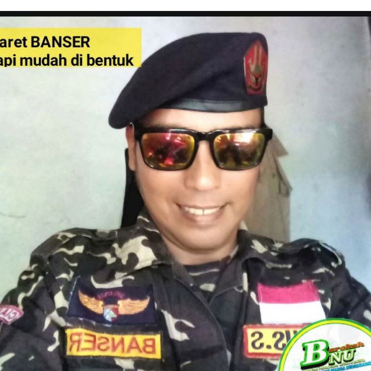 Baret Banser Dan Emblem Banser - Baret Ansor