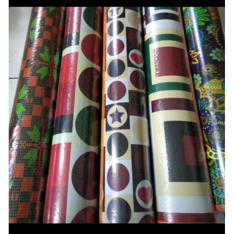 karpet lantai karakter