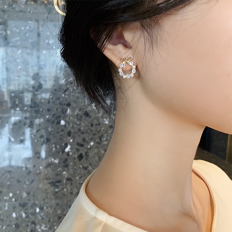 Anting Tusuk Bentuk Pita Lucu Bahan Silver 925 Gaya Korea