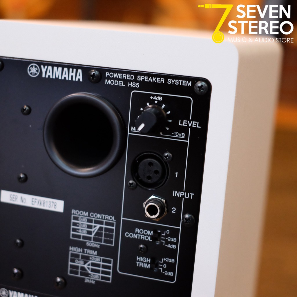 Yamaha HS5 5 Inch Powered Studio Monitor White Edition