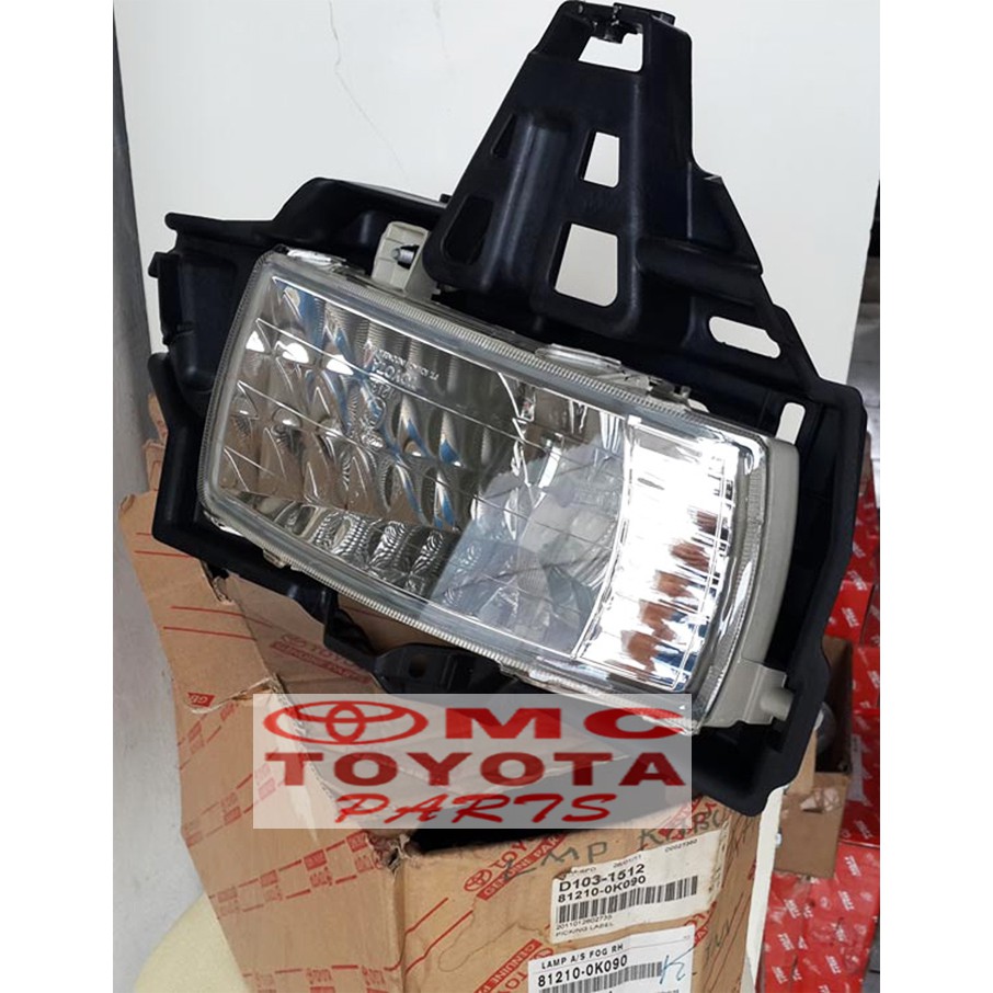 Lampu Kabut Fog Lamp Kanan Innova 81210-0K090