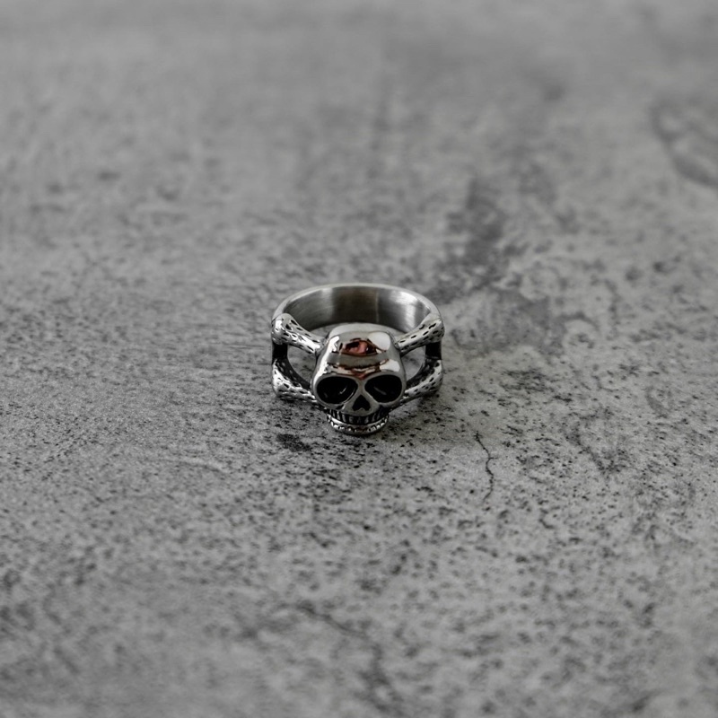 FAITH FADE - Claw Bone Ring