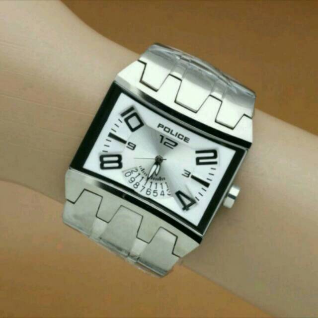 Jam police kw super