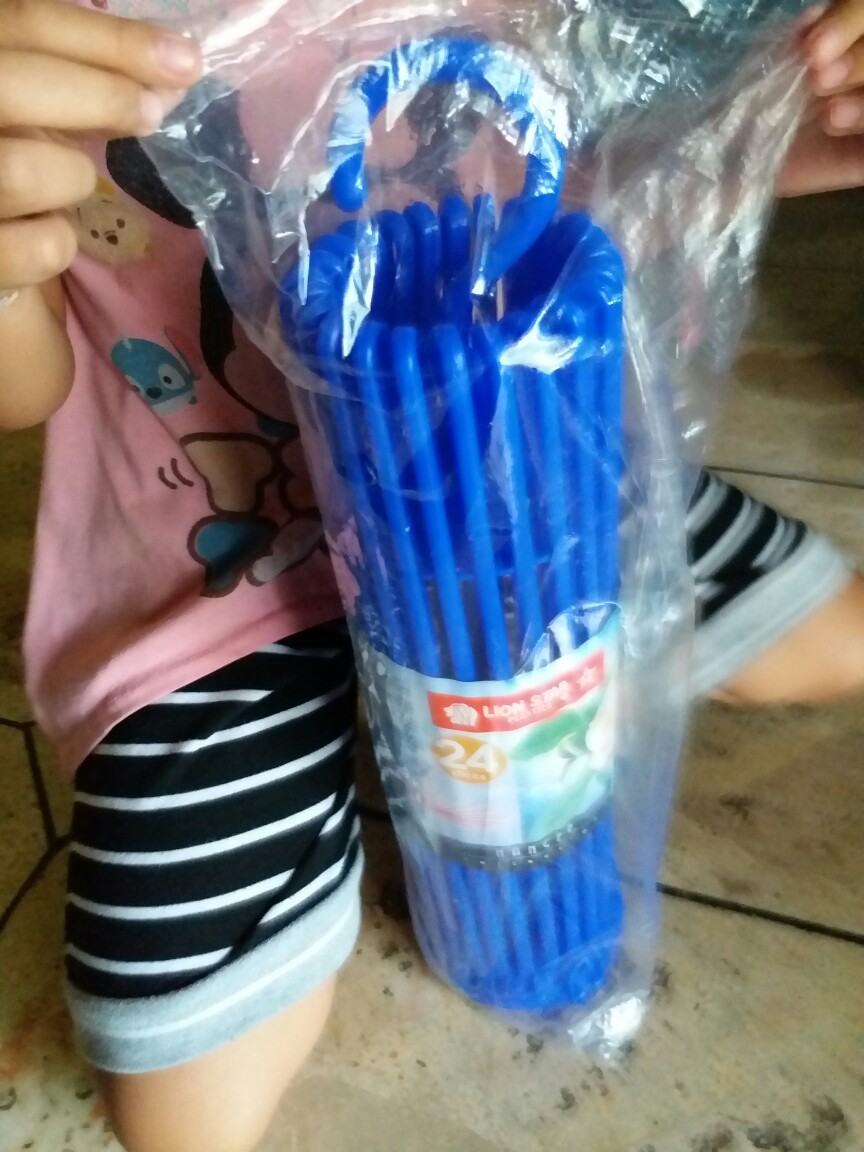 Folding / Jemuran Baju Lionstar Isi 24&30 Stik