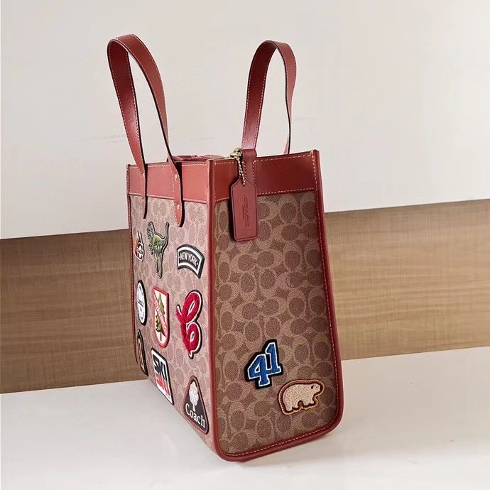 tote bag wanita women C6846 6846 Field Tote In Signature Canvas With Patches Tan Rust