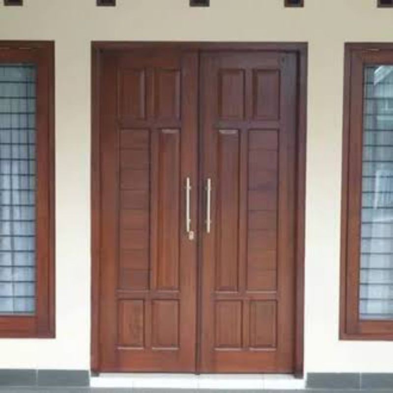 Set Kusen Pintu  Utama Berikut Daun Pintu  Panel Double 