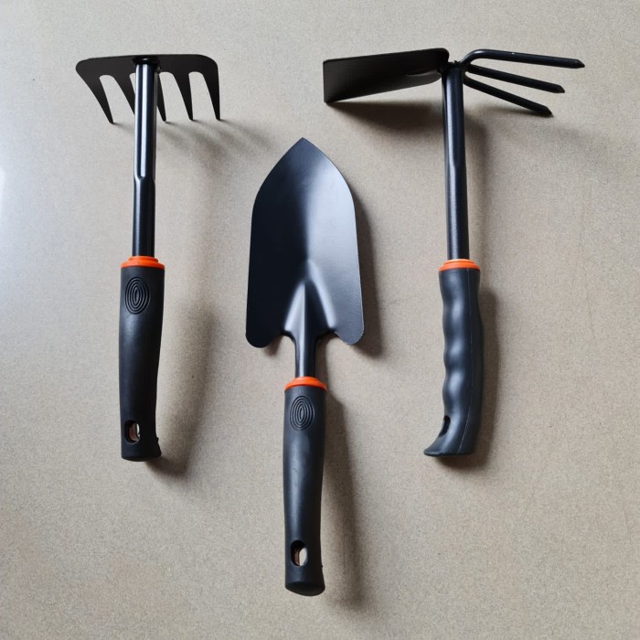 SENDOK TAMAN GAGANG KARET BESAR