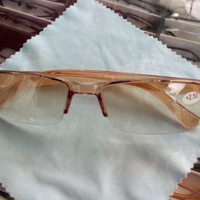 kaca mata baca buat rabun dekat model kekinian,,aksesories kaca mata model terbaru