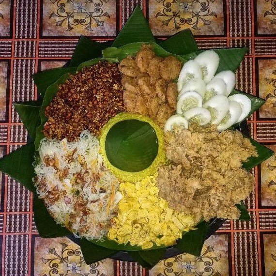 

NASI TUMPENG NDOPOKU