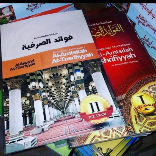 Terjemah Fawaid Shorfiyah: Pengantar Memahami Al-Amtsilah At-Tashrifiyyah Juz 1 & 2 (2 Buku)