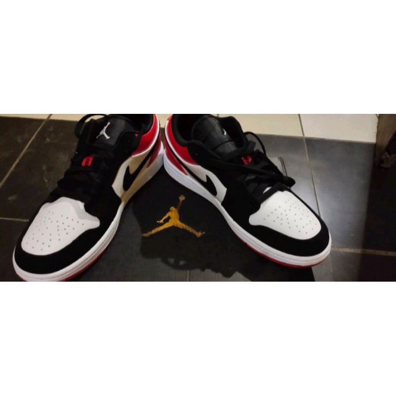 air jordan 1 low black toe