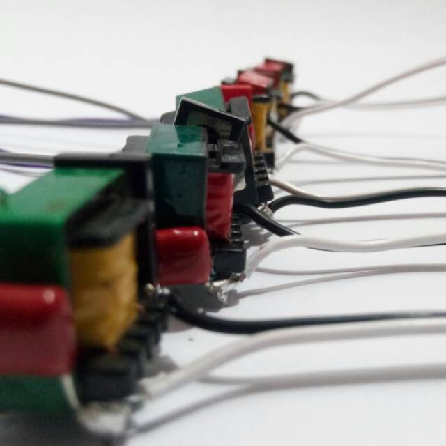 MINI INVERTER JOULE THIEF 3,7V DC TO LAMPU LED 220V AC