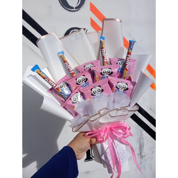 

Buket Snack Buket Murah Buket wisuda free paper bag free kartu ucapan