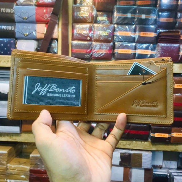 Dompet pria kulit asli berkualitas tinggi model terkini #dompet #dompetpria #dompetcowok #dompetlipa