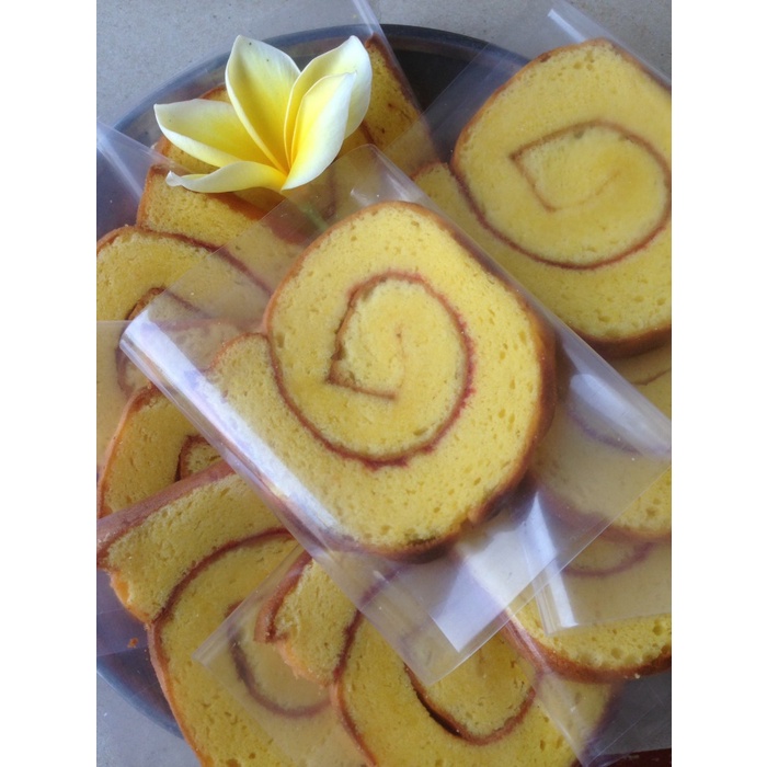 

Bolu gulung irisan roll cake slice rasa original isi 15 slice