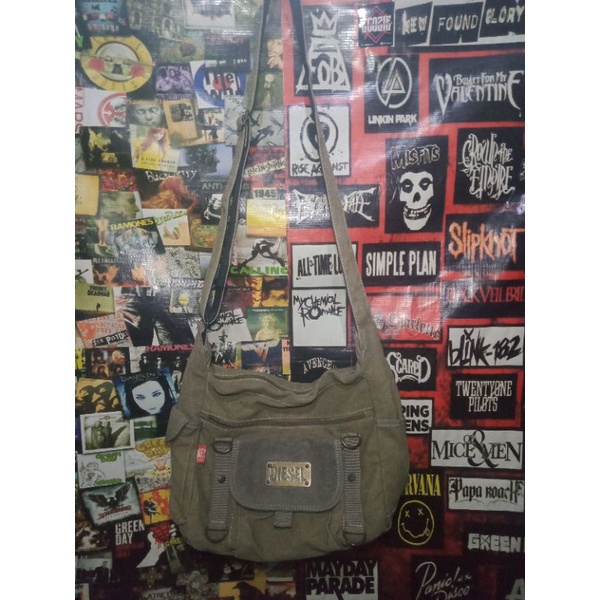 tas selempang Diesel Preloved